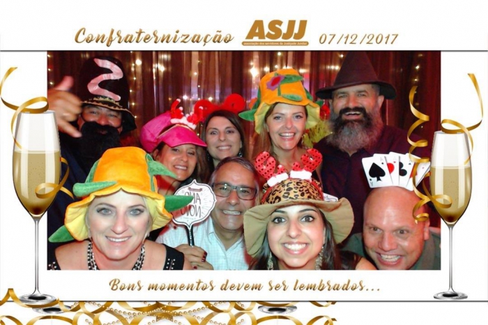 <p>Veja as fotos dos convidados da nossa confraterniza&ccedil;&atilde;o.</p>