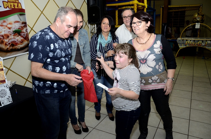 <p>Veja muitas imagens da nossa noite da pizza.</p>